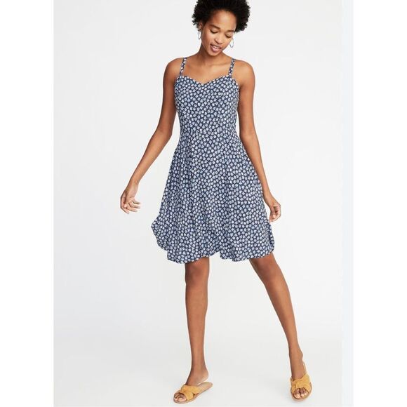 ✨Old Navy Flower Swing Dress✨ - Picture 1 of 5